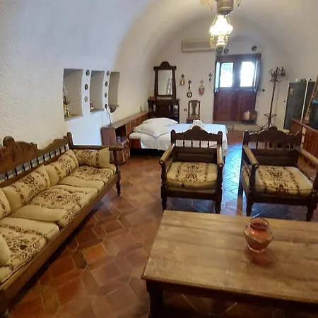 Stone House Foteini & Konstantinos Quiet Area, Relaxation, Beautiful Garden Guest house