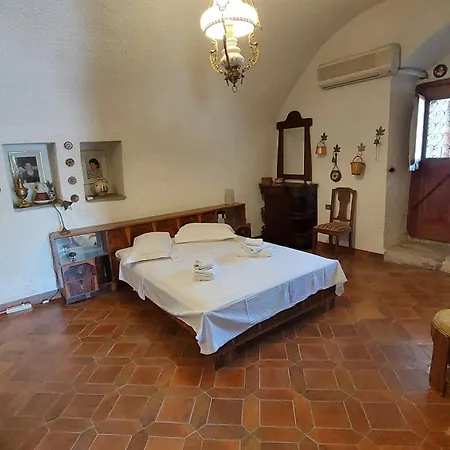Guest house Stone House Foteini & Konstantinos Quiet Area, Relaxation, Beautiful Garden *