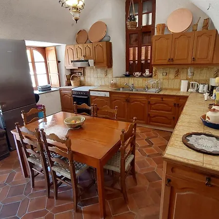 Guest house Stone House Foteini & Konstantinos Quiet Area, Relaxation, Beautiful Garden *